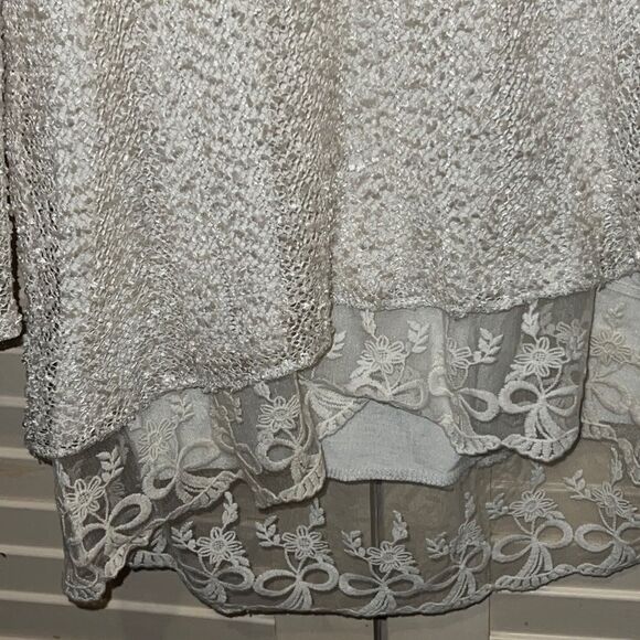 Indigo soul open knit sweater with lace bottom size medium - Picture 7 of 7